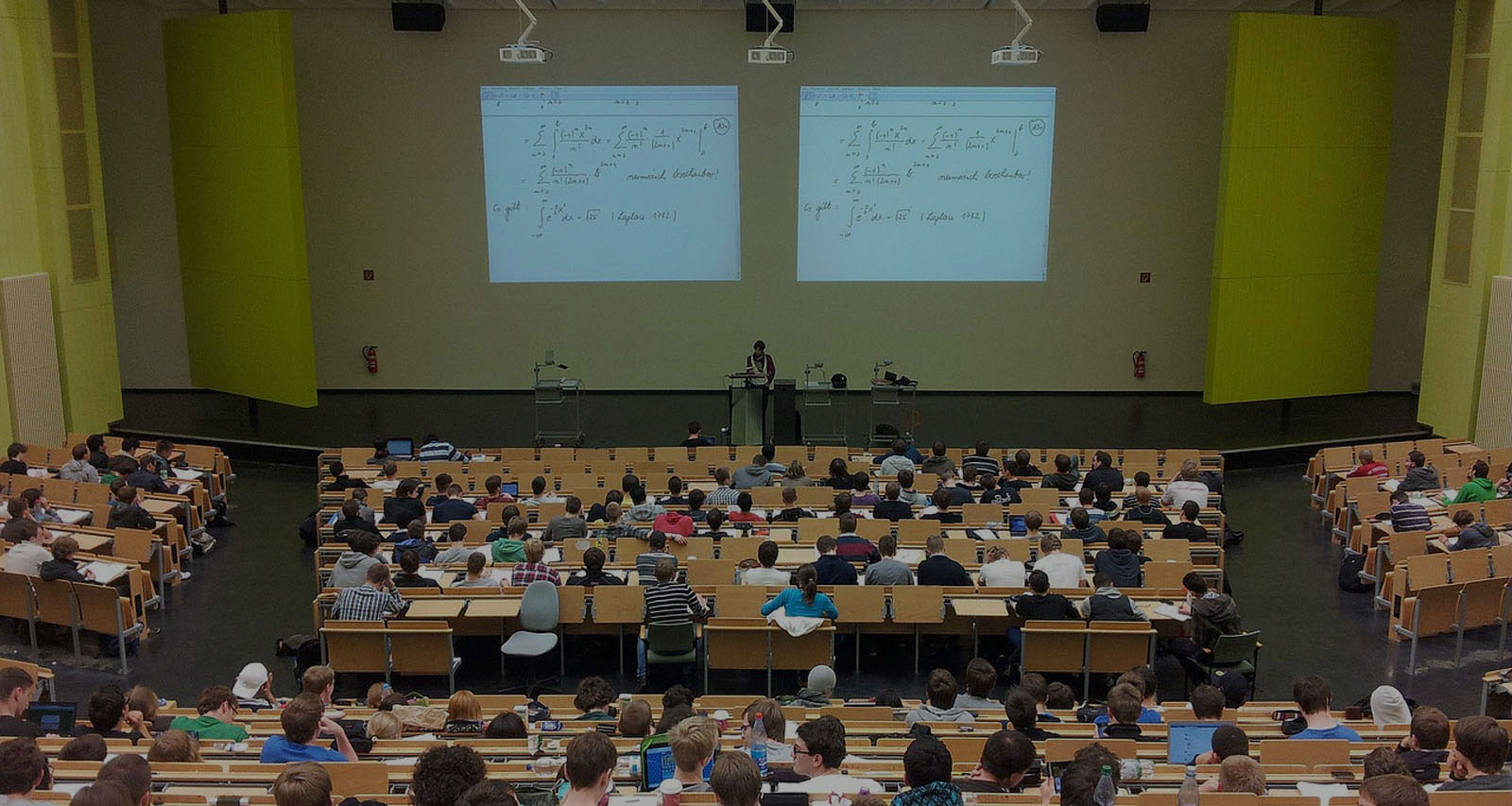 无恶意代码的短信狂轰滥炸软件